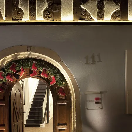 Le Colombier Hotel 4*