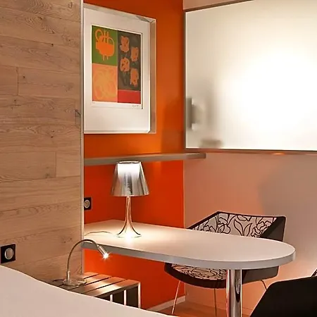Le Colombier 4*