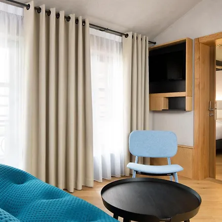 Le Colombier 4* Кольмар
