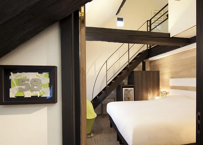 Hotel Le Colombier 4*