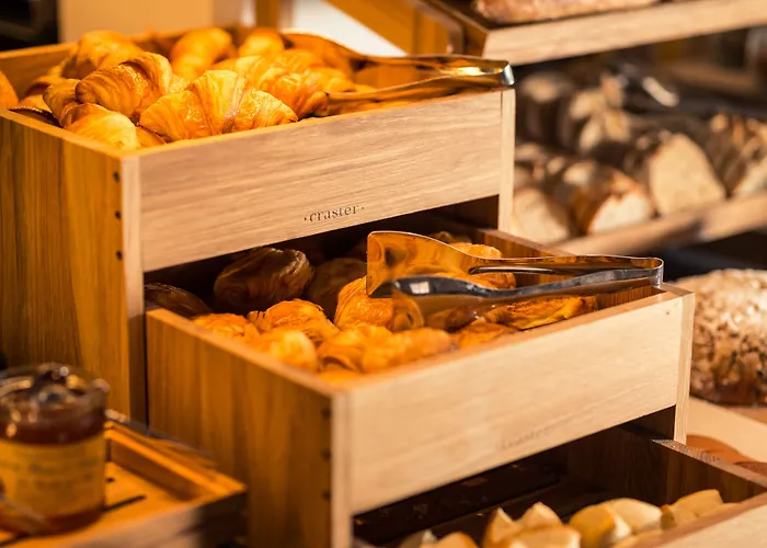 Le Colombier 酒店 4*