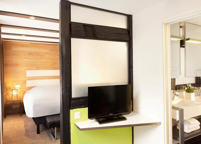 Le Colombier 酒店 4*